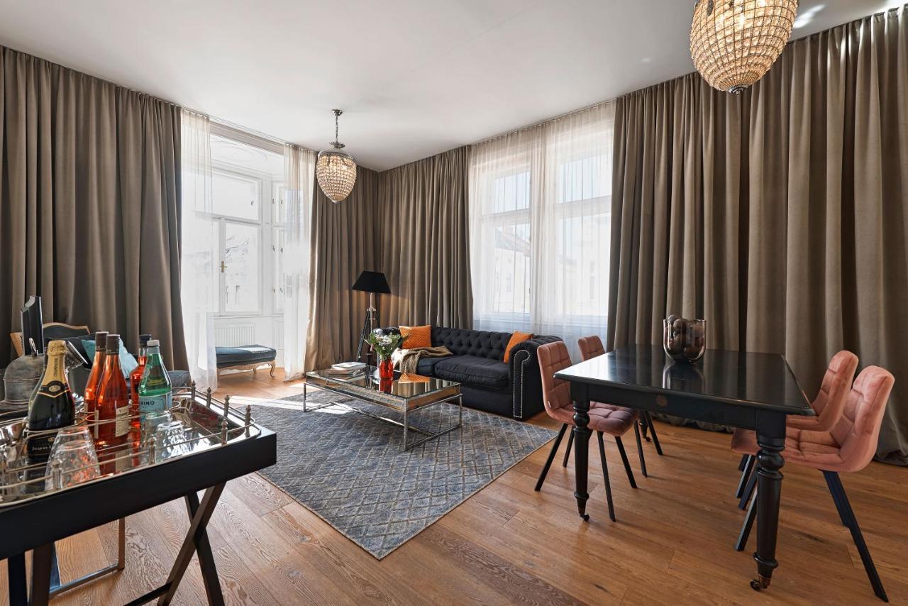 6 Apartament *