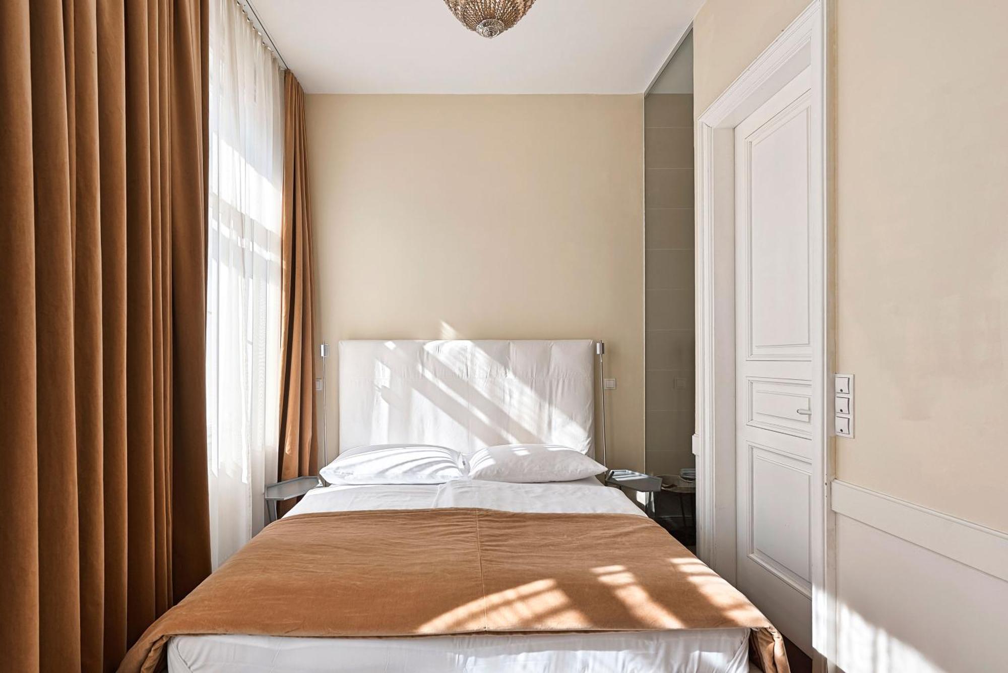 6 Apartament